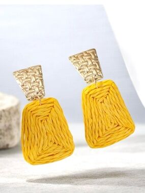 🔥🔥🆕Gold & Yellow Woven Drop Raffia Earrings